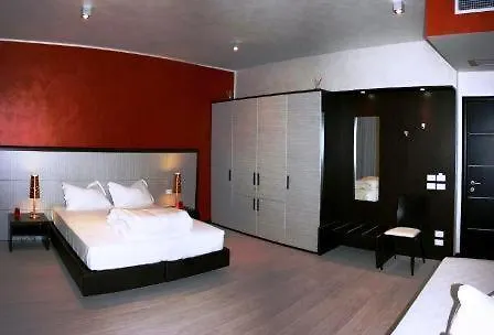 Bed & Breakfast La Casa Degli Angeli - Agli Angeli Ristorante Pizzeria 3*