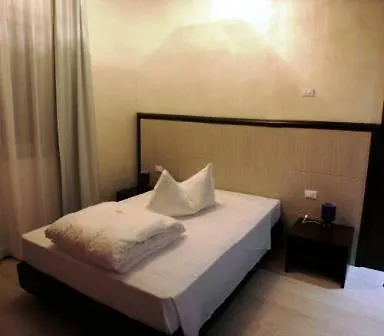 Couette-café La Casa Degli Angeli - Agli Angeli Ristorante Pizzeria Pertegada